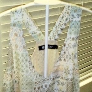 Darling summer dress, print, racerback, V-neck,